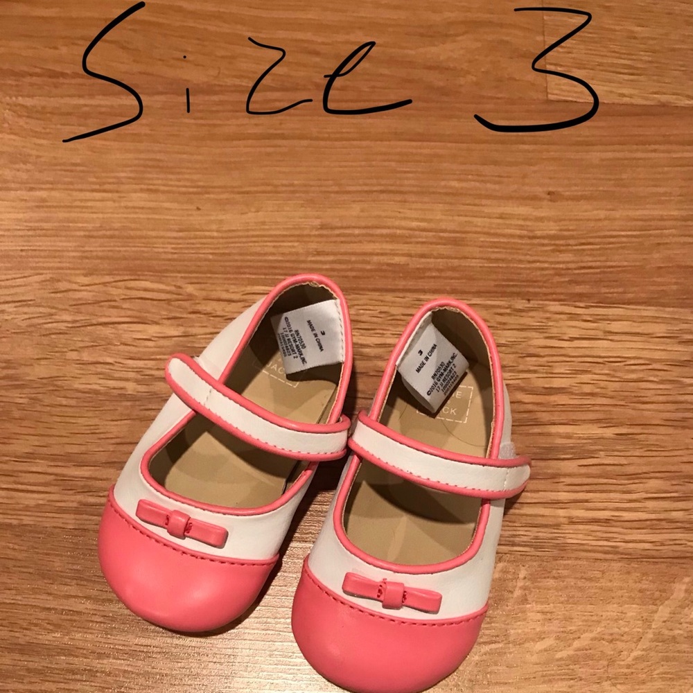 Lot of shoes for baby/toddler girls